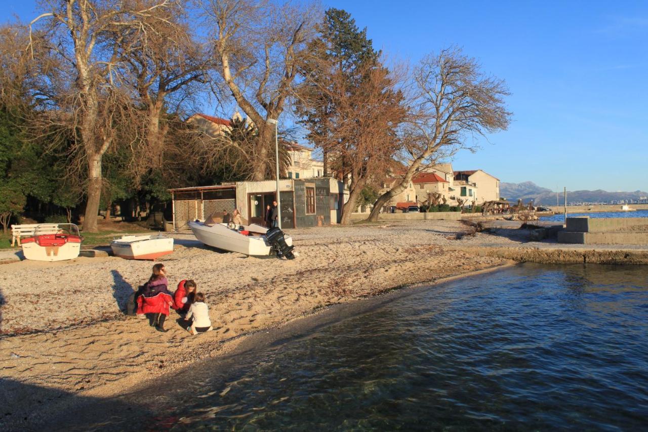 Apartments By The Sea Kastel Luksic, Kastela - 21921 Exterior photo